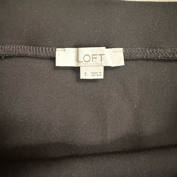 Ann Taylor Loft Skirt - Picture 2 of 5